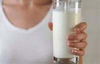 Употребление молока защищает от болезни Альцгеймера